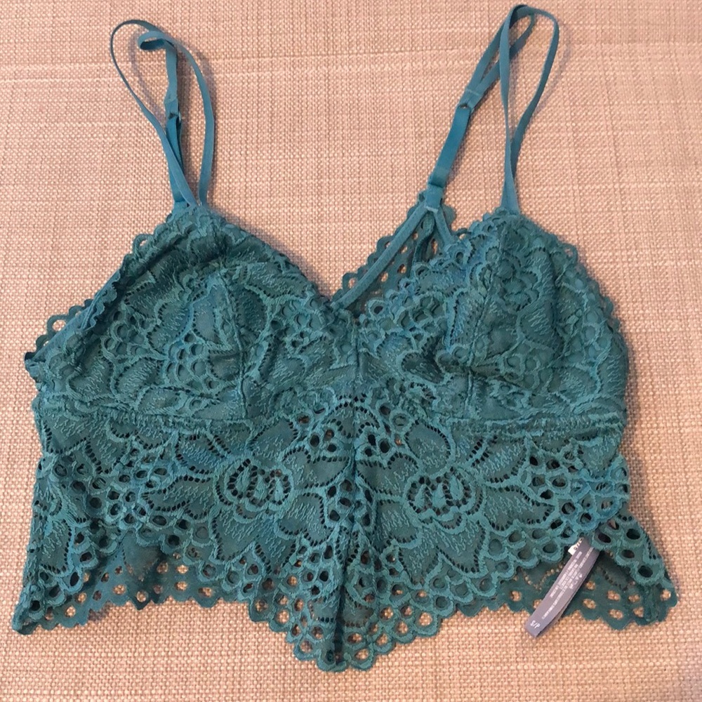 Lace crop top